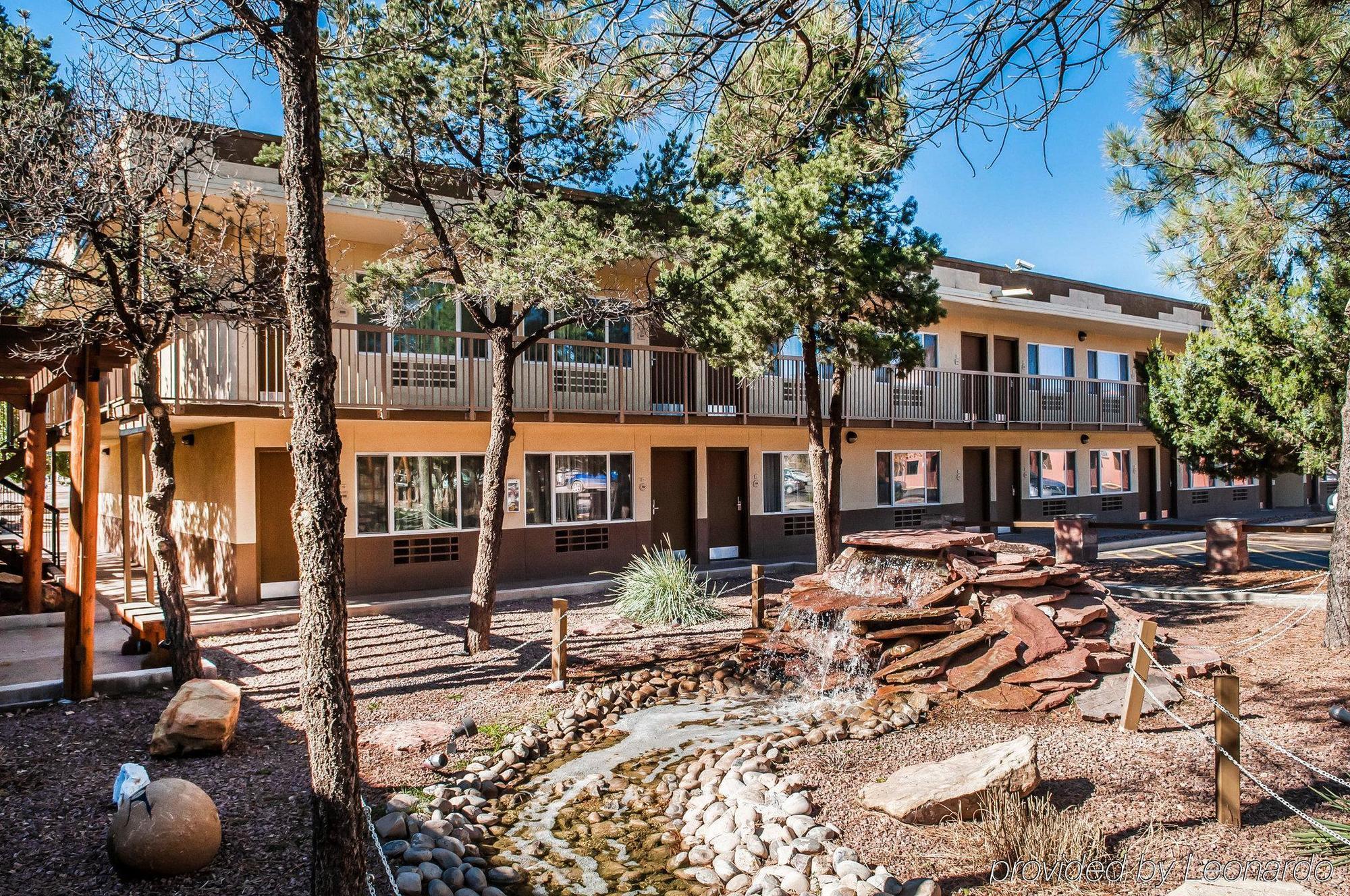 Quality Inn Navajo Nation Capital Window Rock Buitenkant foto